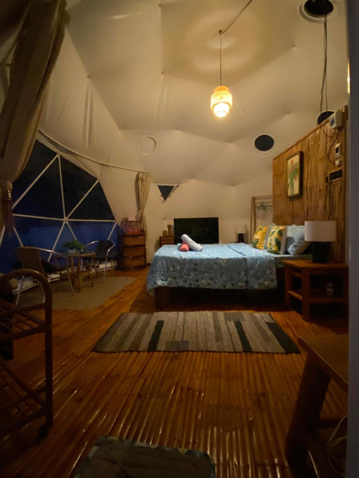 Glamping Dome Dauin Beach Resort 外观 照片