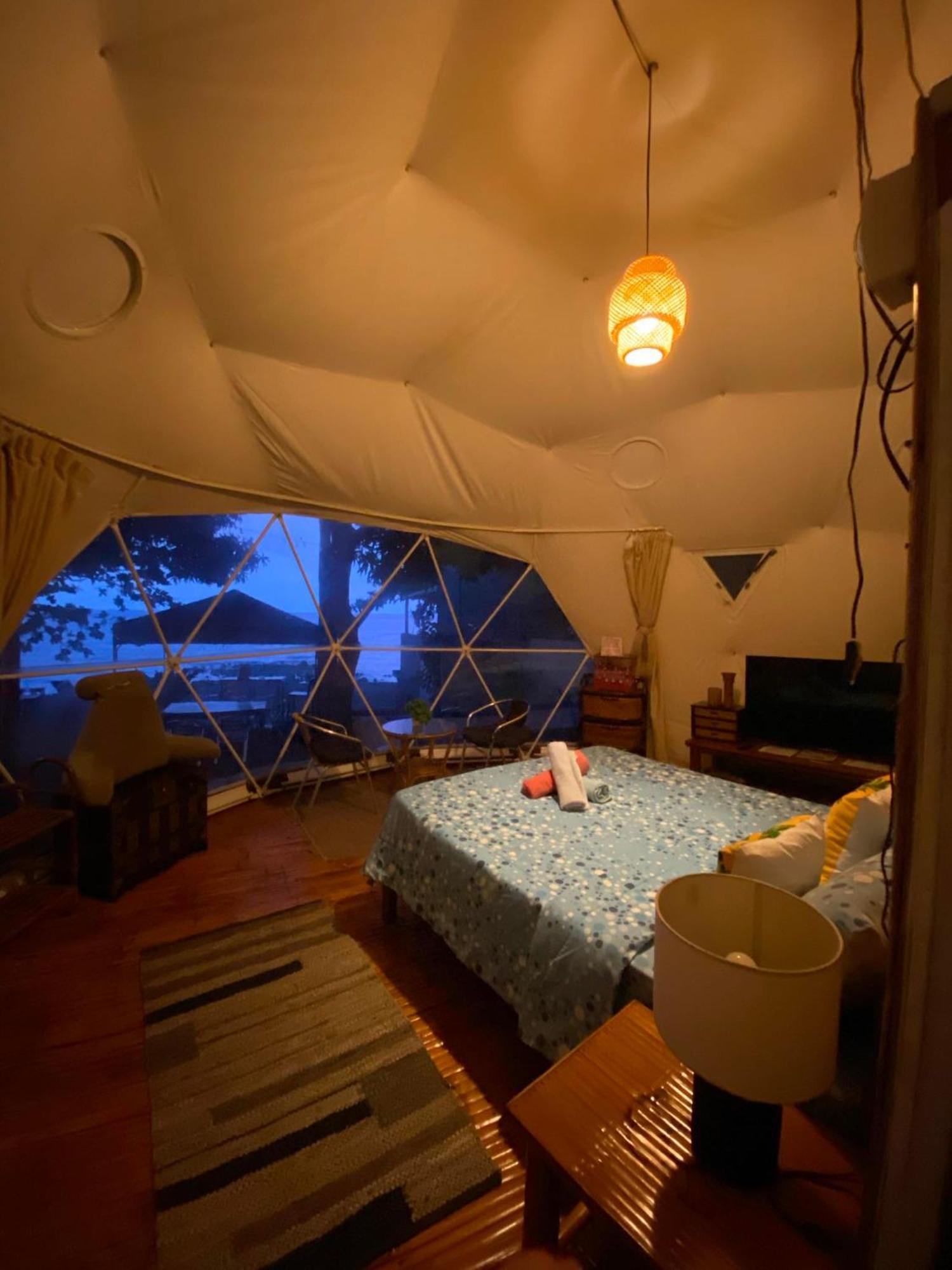 Glamping Dome Dauin Beach Resort 外观 照片